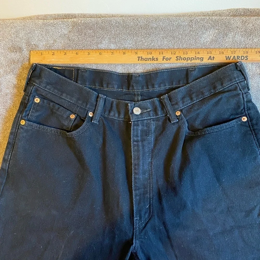 Levi's Black Straight Jeans Sleek‎ Design